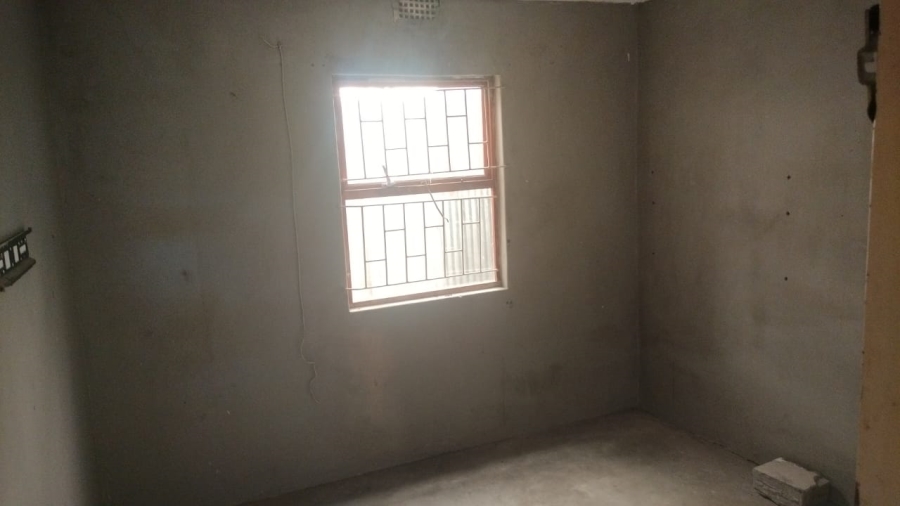 2 Bedroom Property for Sale in Lavender Hill Western Cape